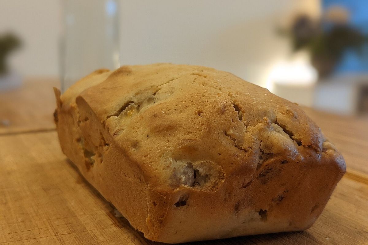 Banana bread terminado, listo para servir