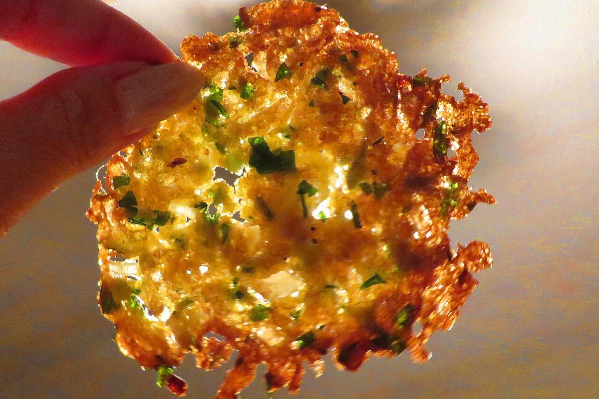 Tortillitas de camarones terminado, listo para servir